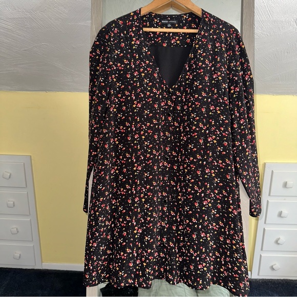 Madewell x Sezane Elly Floral Black Dainty Silk V Neck Dress Button Down Shift M - Picture 6 of 16